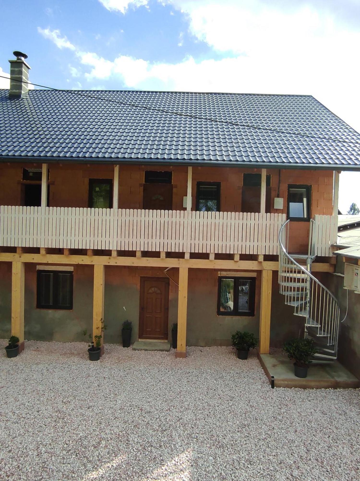 Apartman Levandule Marenice Exterior foto